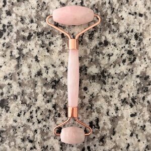 Rose Quartz Facial Roller